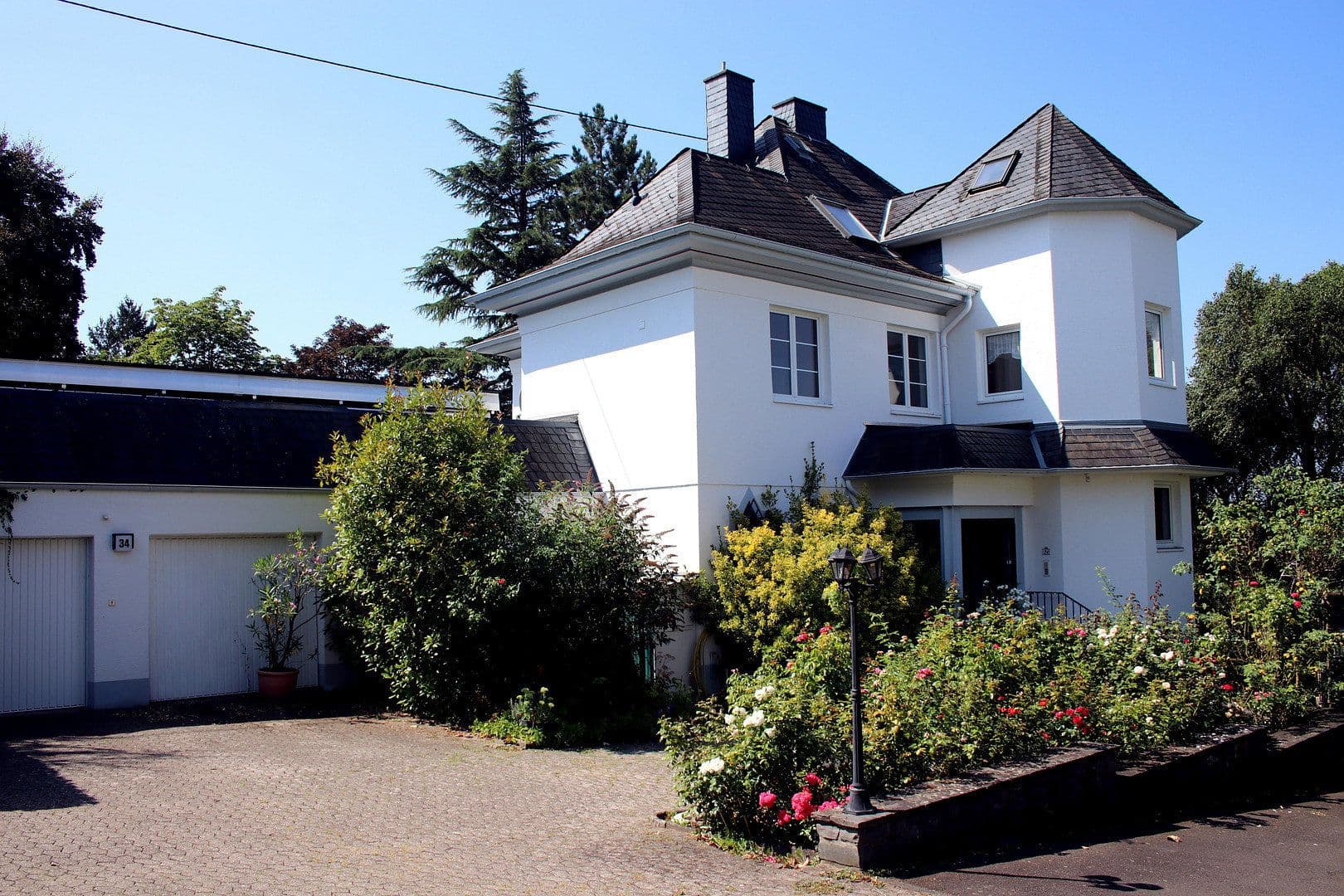 Prodej domu 315 m², pozemek 1.700 m², Koblenz, Porýní-Falc Prodej domu 315 m², pozemek 1.700 m², Koblenz, Porýní-Falc