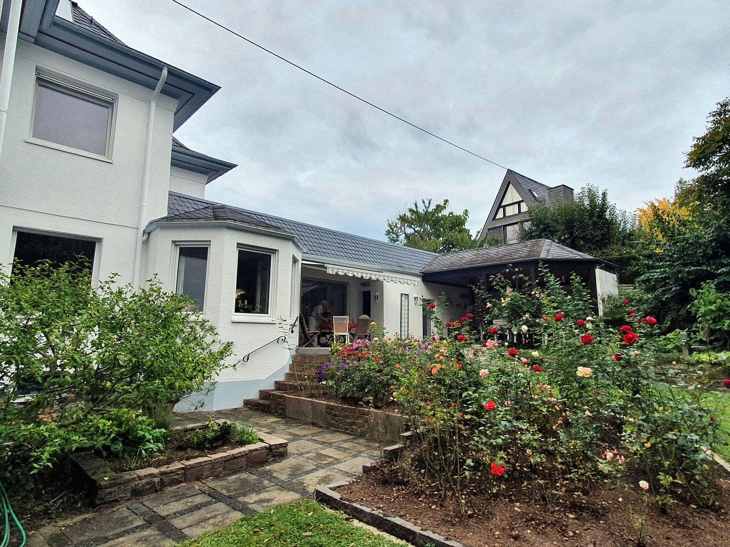 Prodej domu 315 m², pozemek 1.700 m², Koblenz, Porýní-Falc Prodej domu 315 m², pozemek 1.700 m², Koblenz, Porýní-Falc