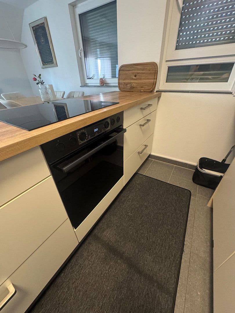 Pronájem bytu 4+kk 95 m², Salzelmenerstr.5/1, Bad Rappenau, Bádensko-Württembersko Pronájem bytu 4+kk 95 m², Salzelmenerstr.5/1, Bad Rappenau, Bádensko-Württembersko