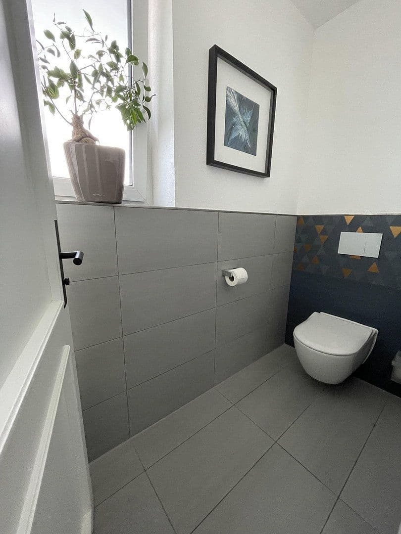 Prodej domu 401 m², pozemek 1.045 m², Dietenheim, Bádensko-Württembersko Prodej domu 401 m², pozemek 1.045 m², Dietenheim, Bádensko-Württembersko
