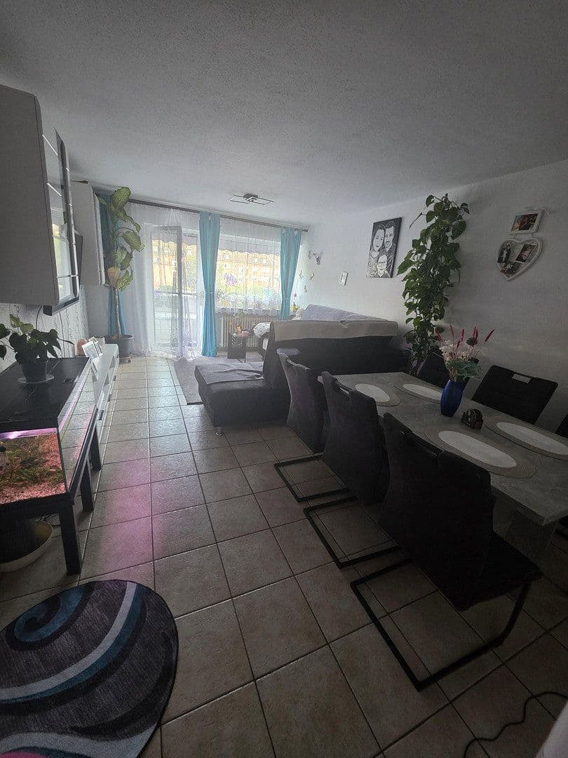Prodej bytu 4+kk 85 m², Duisburg, Severní Porýní-Vestfálsko Prodej bytu 4+kk 85 m², Duisburg, Severní Porýní-Vestfálsko