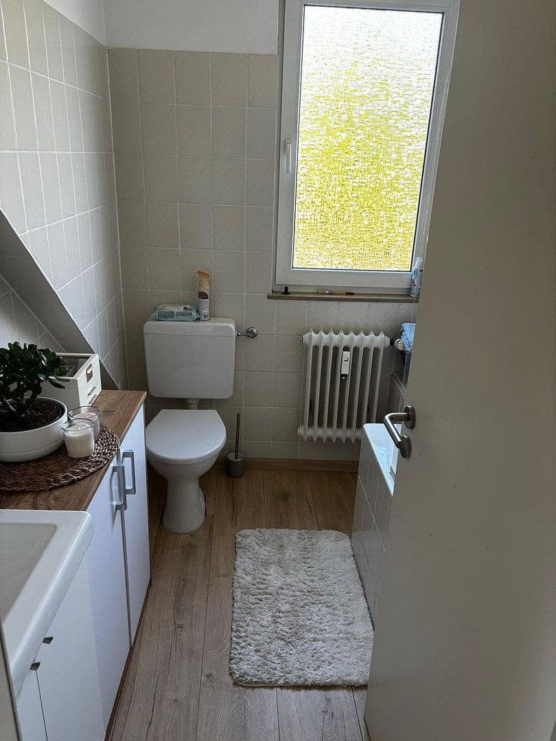 Pronájem bytu 3+1 45 m², Wittenbergstr. 58, Essen, Severní Porýní-Vestfálsko Pronájem bytu 3+1 45 m², Wittenbergstr. 58, Essen, Severní Porýní-Vestfálsko
