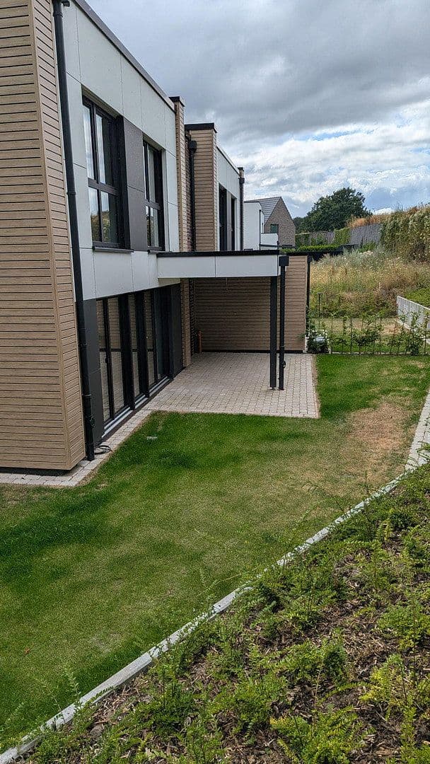 Pronájem domu 160 m², pozemek 350 m², Dorfmüllerweg 7b, Damme, Dolní Sasko Pronájem domu 160 m², pozemek 350 m², Dorfmüllerweg 7b, Damme, Dolní Sasko