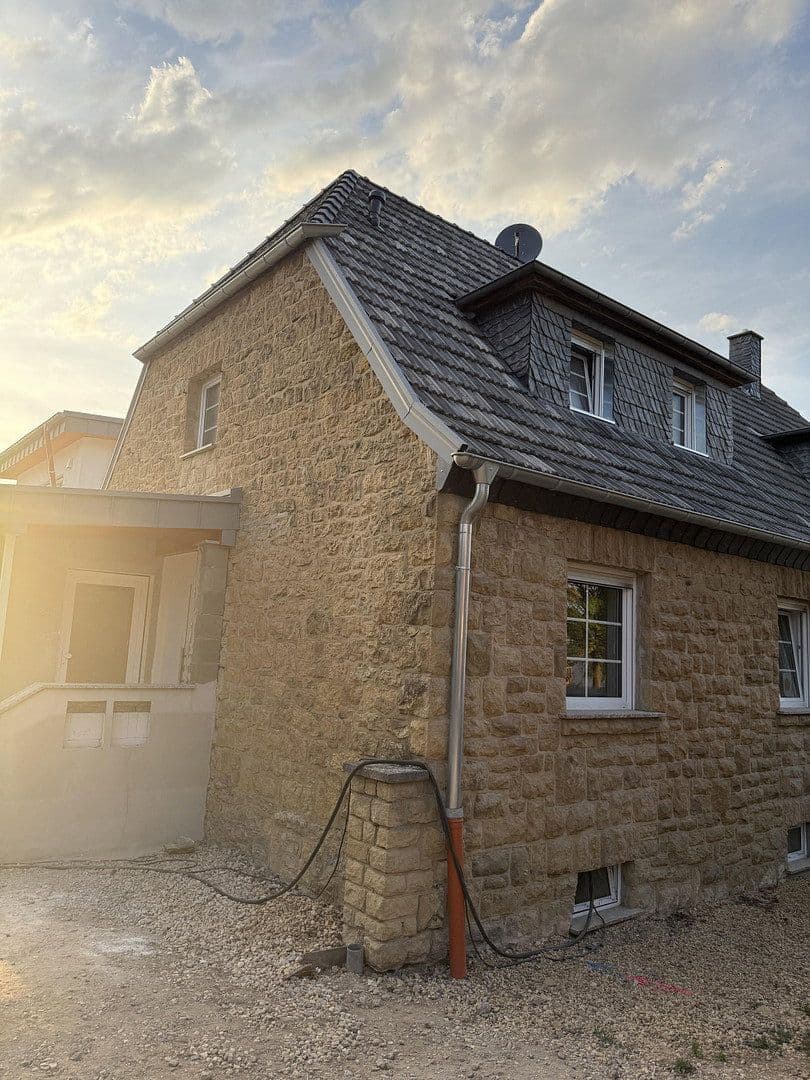 Pronájem bytu 2+1 95 m², Zülpich, Severní Porýní-Vestfálsko Pronájem bytu 2+1 95 m², Zülpich, Severní Porýní-Vestfálsko