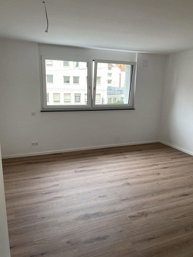 Pronájem bytu 2+1 45 m², Steinbühler Str. 4-6, Nürnberg, Bavorsko Pronájem bytu 2+1 45 m², Steinbühler Str. 4-6, Nürnberg, Bavorsko