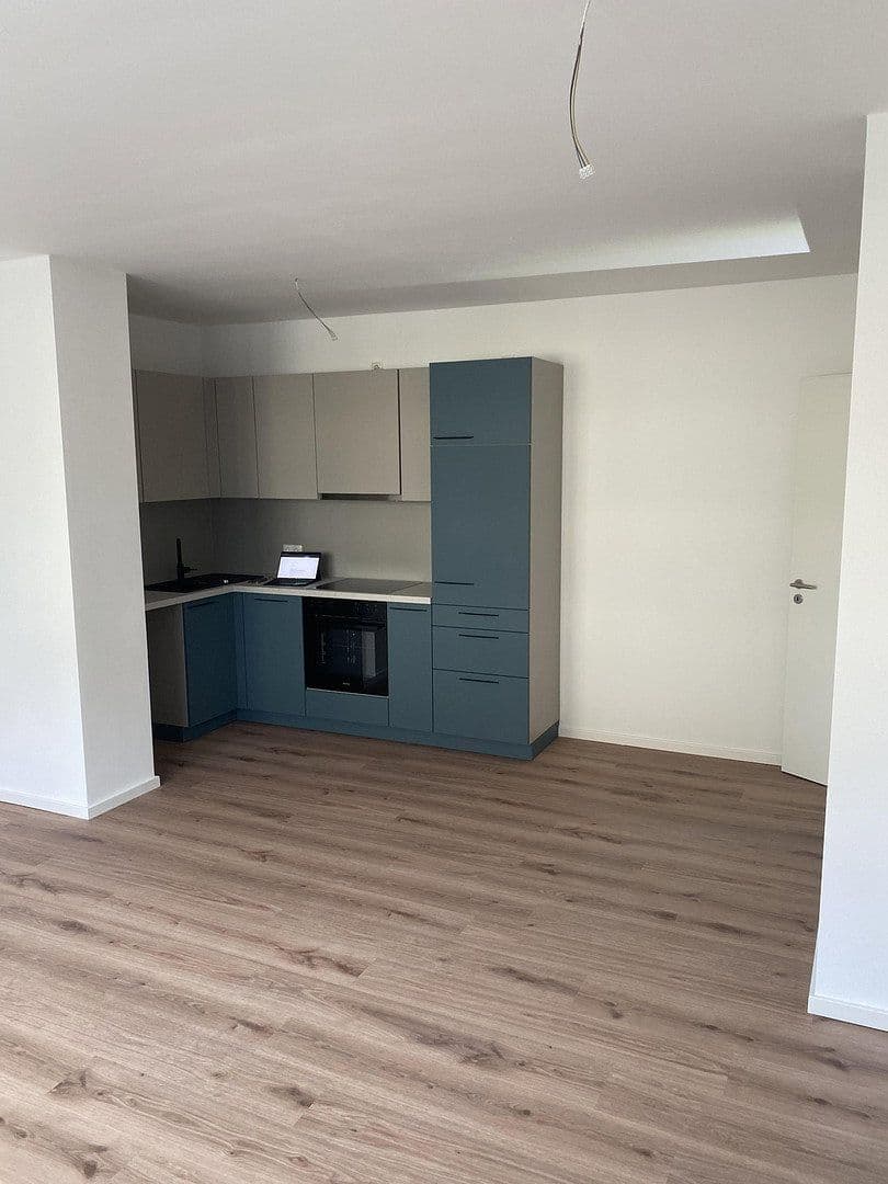 Pronájem bytu 2+1 45 m², Steinbühler Str. 4-6, Nürnberg, Bavorsko Pronájem bytu 2+1 45 m², Steinbühler Str. 4-6, Nürnberg, Bavorsko