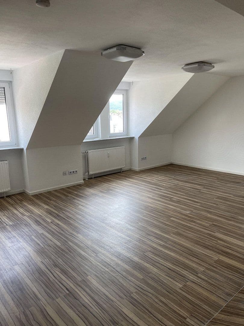 Prodej bytu 3+1 148 m², Winnenden, Bádensko-Württembersko Prodej bytu 3+1 148 m², Winnenden, Bádensko-Württembersko