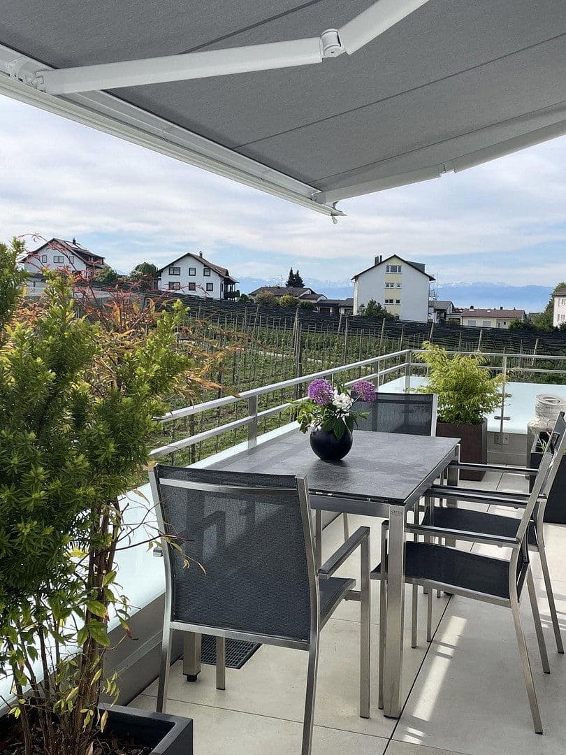 Prodej bytu 3+1 107 m², Friedrichshafen, Bádensko-Württembersko Prodej bytu 3+1 107 m², Friedrichshafen, Bádensko-Württembersko