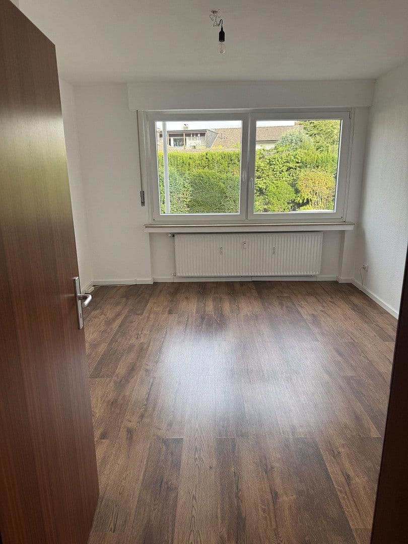 Pronájem bytu 4+1 124 m², Hegelstrasse 2, Kamen, Severní Porýní-Vestfálsko Pronájem bytu 4+1 124 m², Hegelstrasse 2, Kamen, Severní Porýní-Vestfálsko