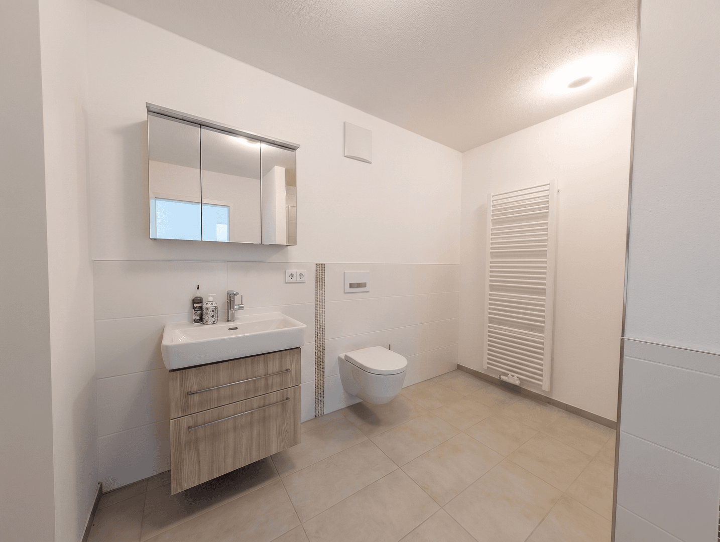 Pronájem bytu 2+1 72 m², Brannenburg, Bavorsko Pronájem bytu 2+1 72 m², Brannenburg, Bavorsko