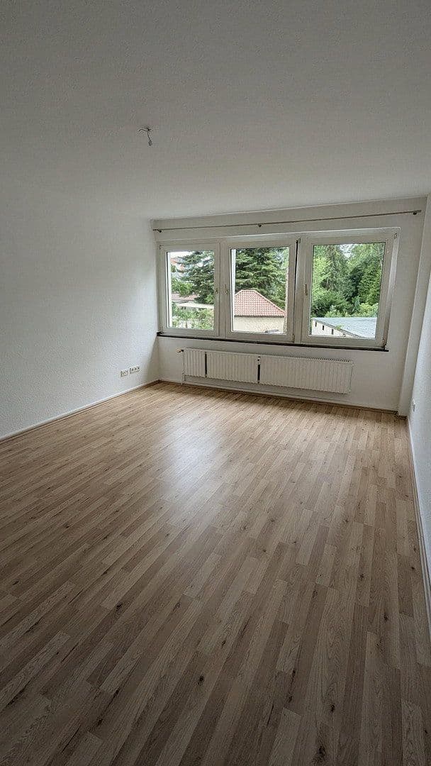 Pronájem bytu 1+1 40 m², Löttringhauser Str. 54, Dortmund, Severní Porýní-Vestfálsko Pronájem bytu 1+1 40 m², Löttringhauser Str. 54, Dortmund, Severní Porýní-Vestfálsko