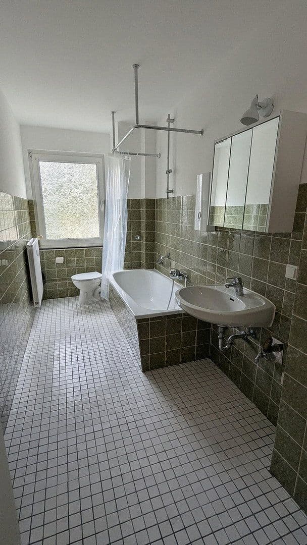 Pronájem bytu 1+1 40 m², Löttringhauser Str. 54, Dortmund, Severní Porýní-Vestfálsko Pronájem bytu 1+1 40 m², Löttringhauser Str. 54, Dortmund, Severní Porýní-Vestfálsko