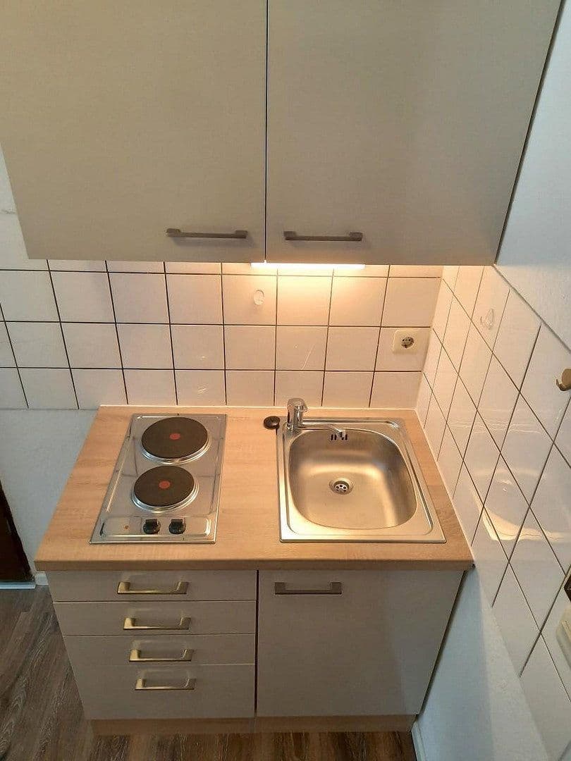 Pronájem bytu 1+1 18 m², Erlangen, Bavorsko Pronájem bytu 1+1 18 m², Erlangen, Bavorsko
