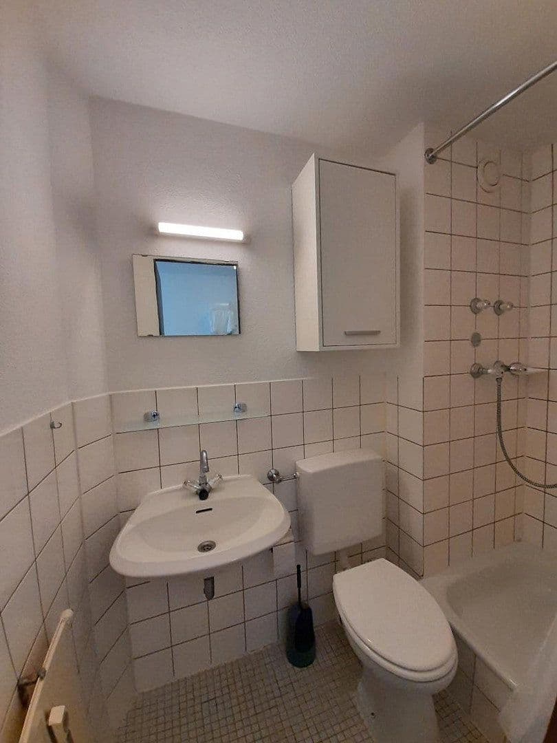 Pronájem bytu 1+1 18 m², Erlangen, Bavorsko Pronájem bytu 1+1 18 m², Erlangen, Bavorsko