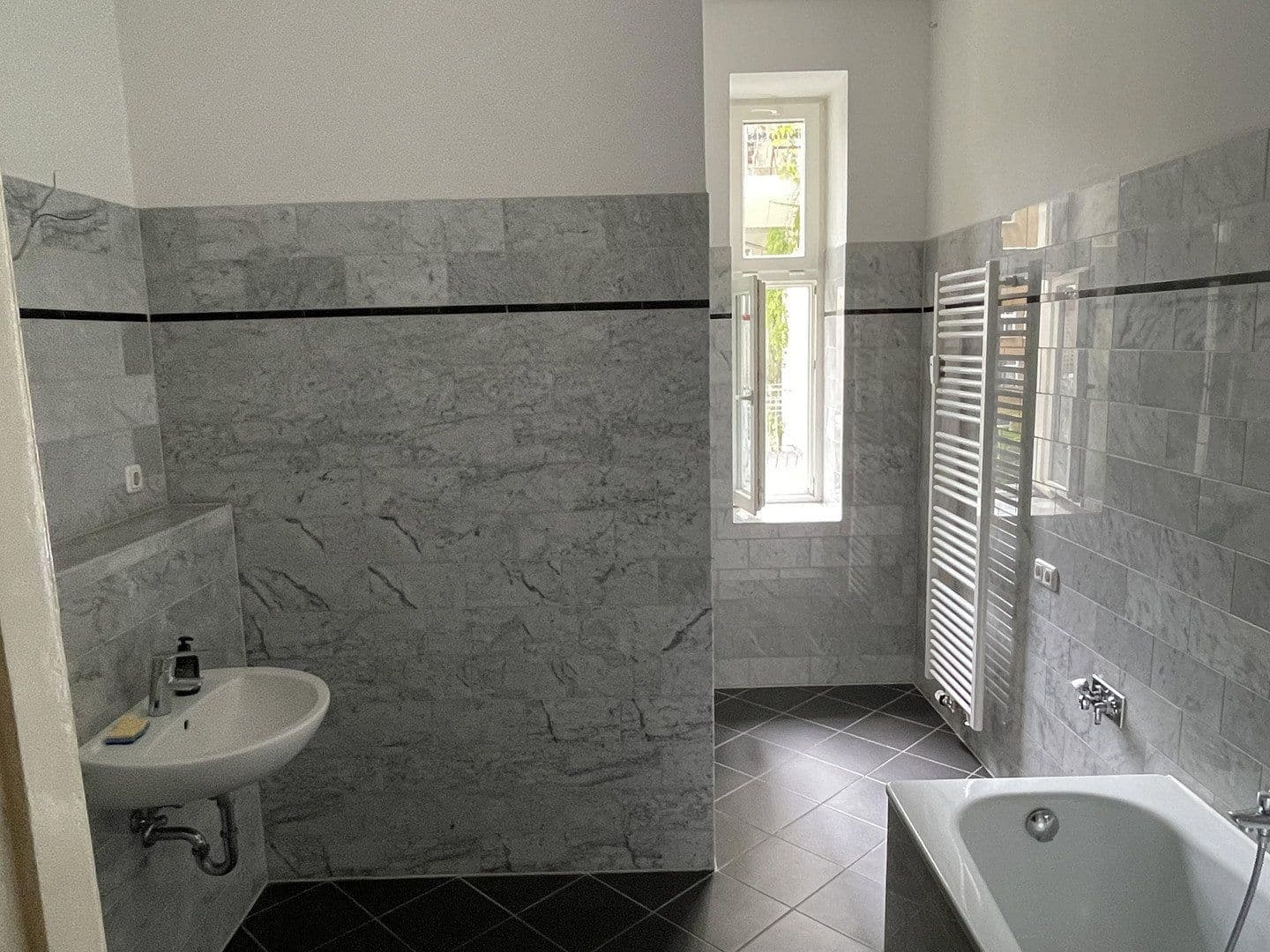 Prodej bytu 2+1 72 m², Berlin, Berlín Prodej bytu 2+1 72 m², Berlin, Berlín