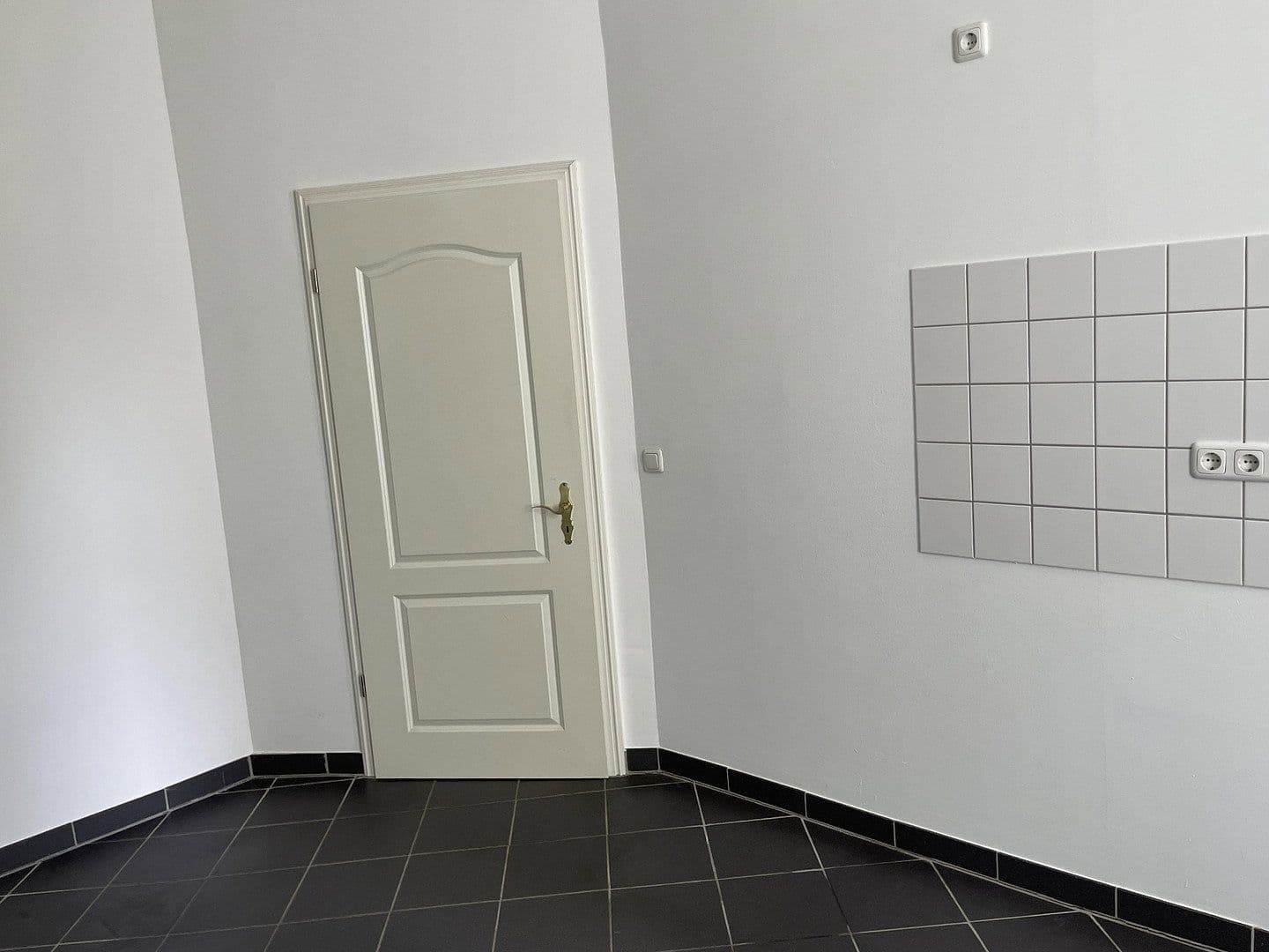 Prodej bytu 2+1 72 m², Berlin, Berlín Prodej bytu 2+1 72 m², Berlin, Berlín