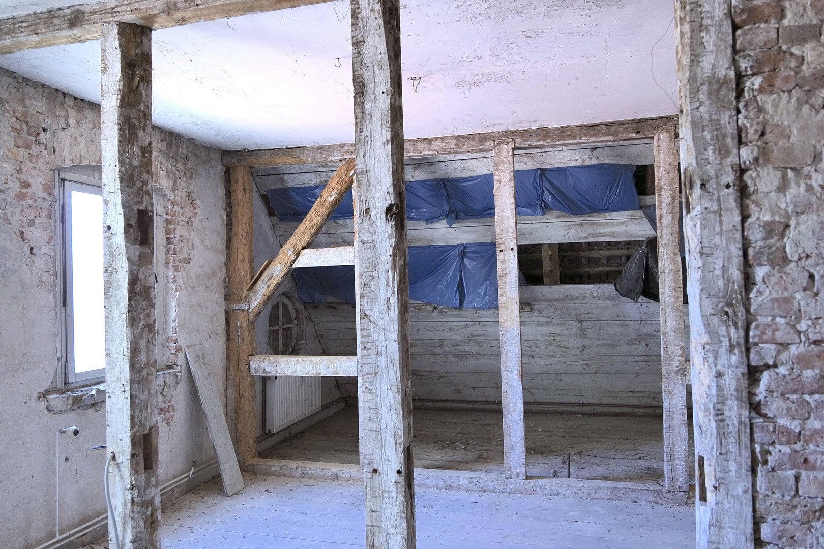 Prodej domu 215 m², pozemek 1.050 m², Zum Schmiedeweg 18, Nauen, Braniborsko Prodej domu 215 m², pozemek 1.050 m², Zum Schmiedeweg 18, Nauen, Braniborsko