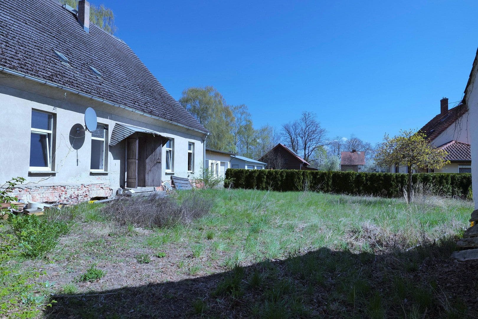 Prodej domu 215 m², pozemek 1.050 m², Zum Schmiedeweg 18, Nauen, Braniborsko Prodej domu 215 m², pozemek 1.050 m², Zum Schmiedeweg 18, Nauen, Braniborsko