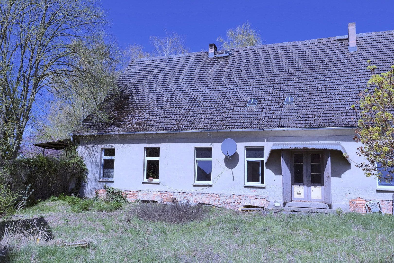 Prodej domu 215 m², pozemek 1.050 m², Zum Schmiedeweg 18, Nauen, Braniborsko Prodej domu 215 m², pozemek 1.050 m², Zum Schmiedeweg 18, Nauen, Braniborsko