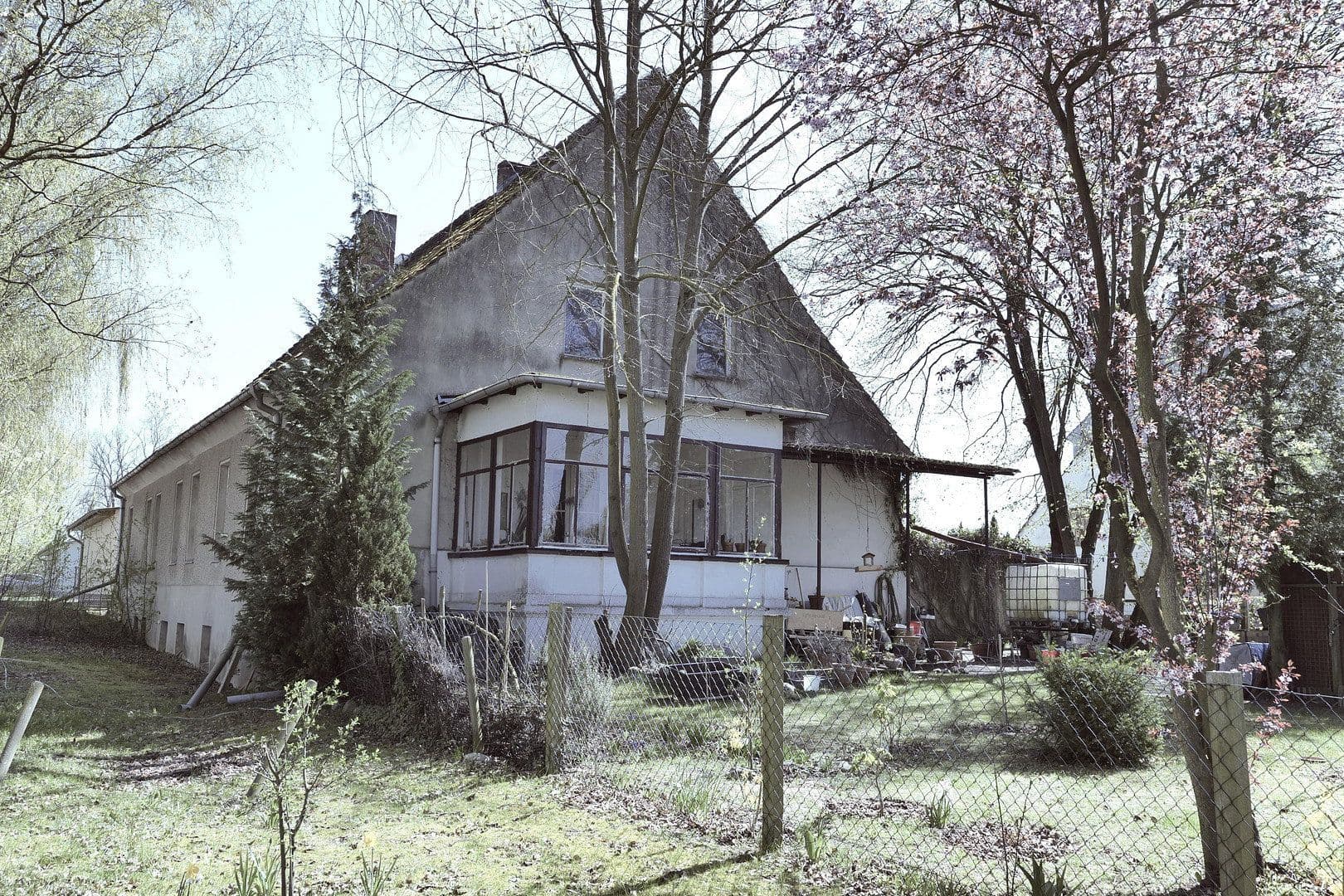 Prodej domu 215 m², pozemek 1.050 m², Zum Schmiedeweg 18, Nauen, Braniborsko Prodej domu 215 m², pozemek 1.050 m², Zum Schmiedeweg 18, Nauen, Braniborsko