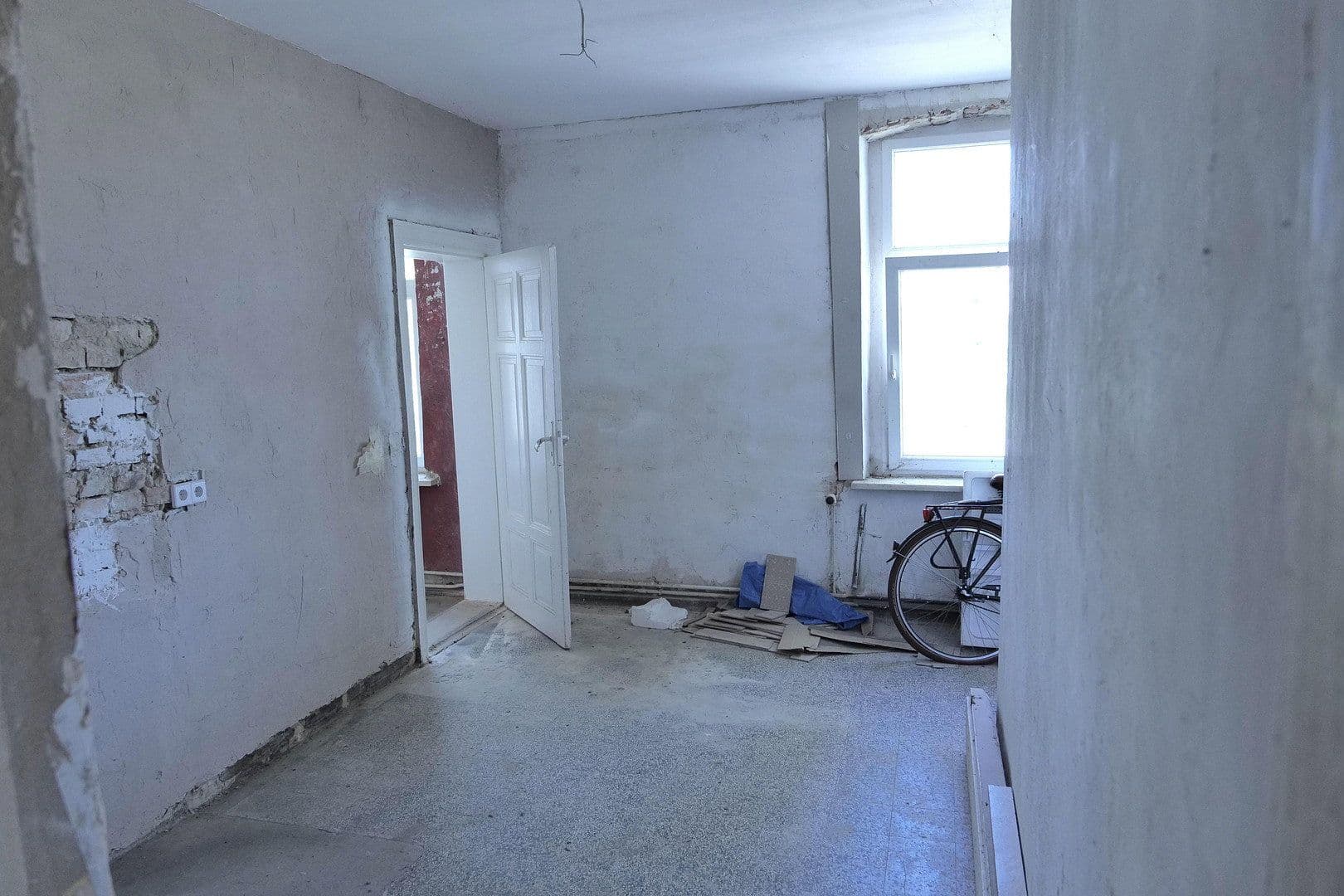Prodej domu 215 m², pozemek 1.050 m², Zum Schmiedeweg 18, Nauen, Braniborsko Prodej domu 215 m², pozemek 1.050 m², Zum Schmiedeweg 18, Nauen, Braniborsko
