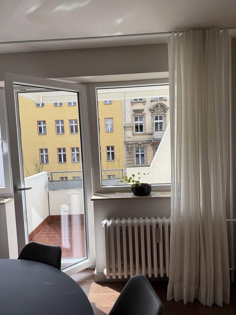 Pronájem bytu 2+1 69 m², Havelberger Straße 1, Berlin, Berlín Pronájem bytu 2+1 69 m², Havelberger Straße 1, Berlin, Berlín