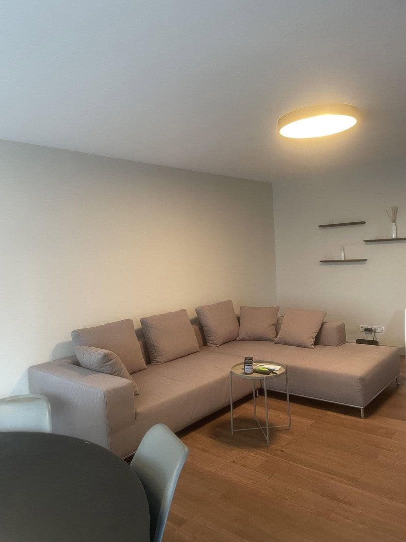 Pronájem bytu 2+1 69 m², Havelberger Straße 1, Berlin, Berlín Pronájem bytu 2+1 69 m², Havelberger Straße 1, Berlin, Berlín