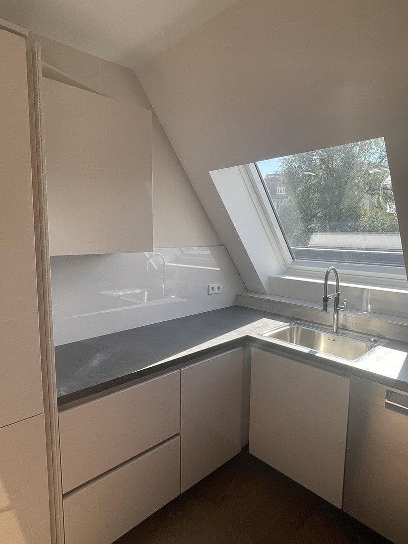 Pronájem bytu 2+1 69 m², Havelberger Straße 1, Berlin, Berlín Pronájem bytu 2+1 69 m², Havelberger Straße 1, Berlin, Berlín