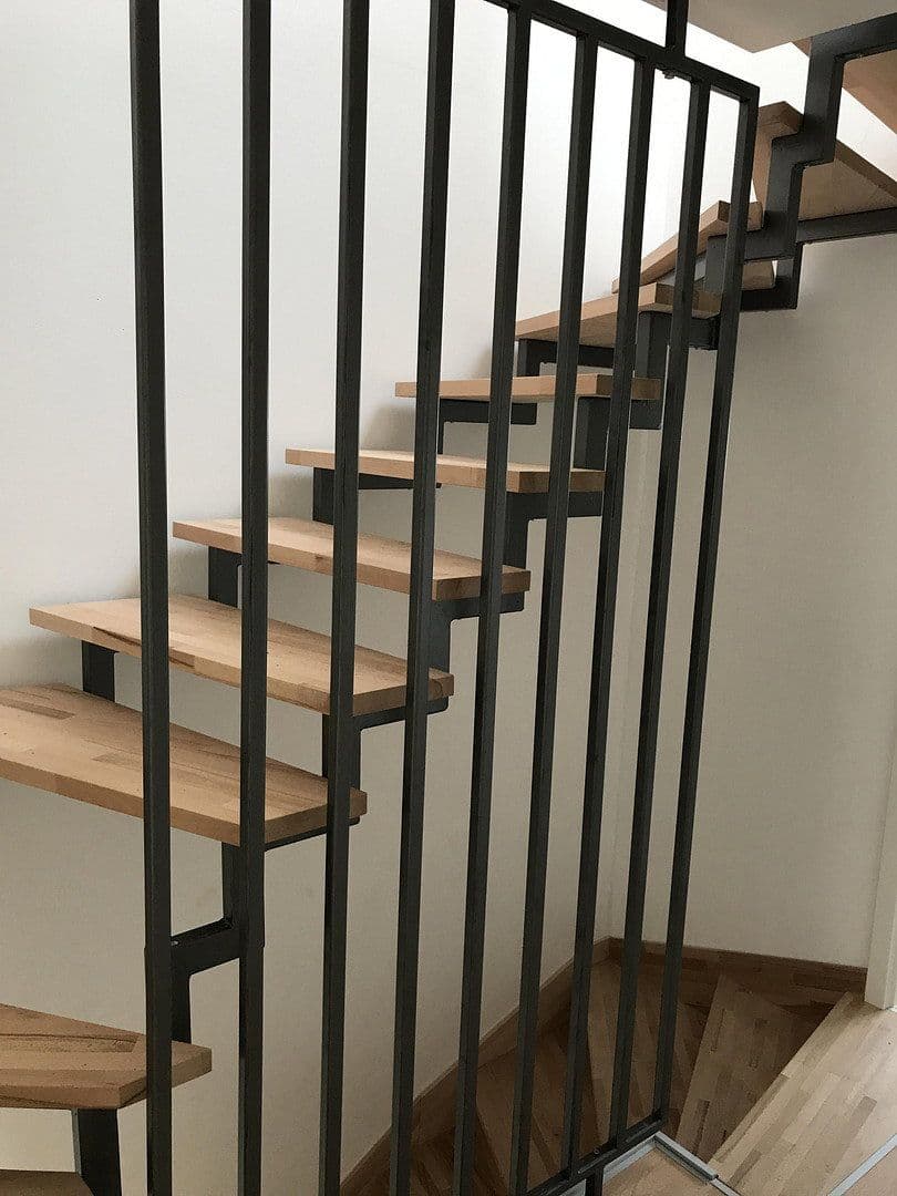 Prodej domu 160 m², pozemek 159 m², Gründau, Hessen Prodej domu 160 m², pozemek 159 m², Gründau, Hessen