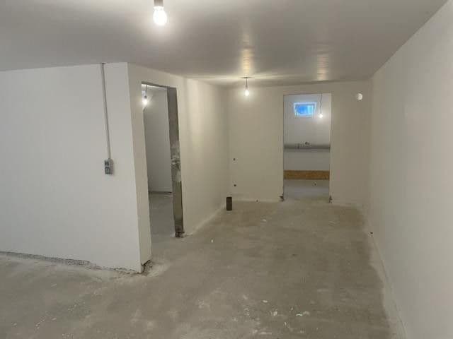 Prodej domu 160 m², pozemek 159 m², Gründau, Hessen Prodej domu 160 m², pozemek 159 m², Gründau, Hessen