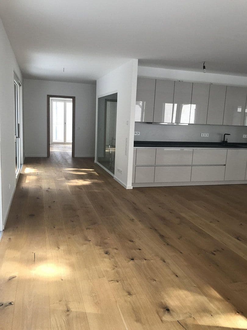Pronájem bytu 4+1 169 m², Dreieich, Hessen Pronájem bytu 4+1 169 m², Dreieich, Hessen