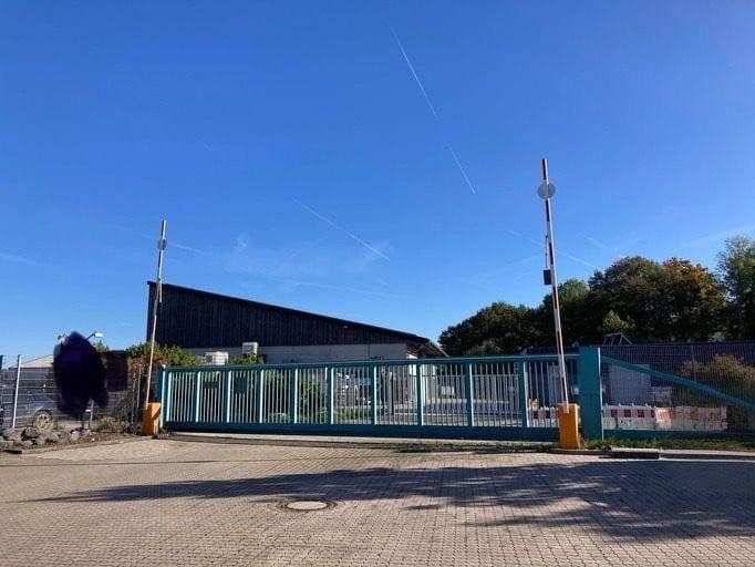 Prodej nebytového prostoru 10.000 m², Senden, Severní Porýní-Vestfálsko Prodej nebytového prostoru 10.000 m², Senden, Severní Porýní-Vestfálsko