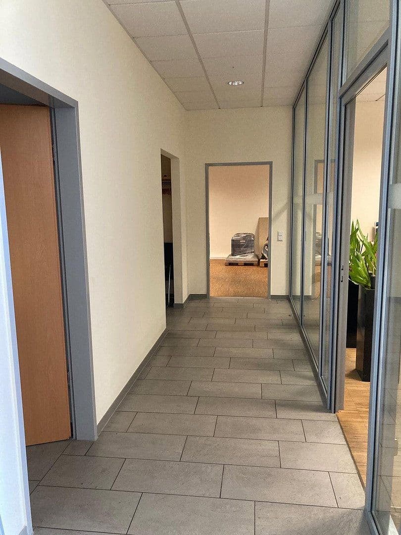 Prodej nebytového prostoru 10.000 m², Senden, Severní Porýní-Vestfálsko Prodej nebytového prostoru 10.000 m², Senden, Severní Porýní-Vestfálsko