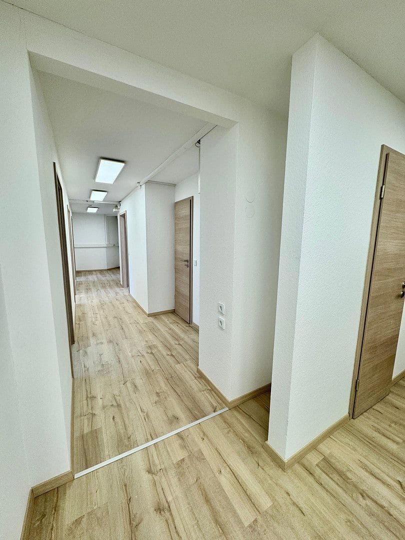 Prodej kanceláře 220 m², Pillenreuther Str. 14, Nürnberg, Bavorsko Prodej kanceláře 220 m², Pillenreuther Str. 14, Nürnberg, Bavorsko