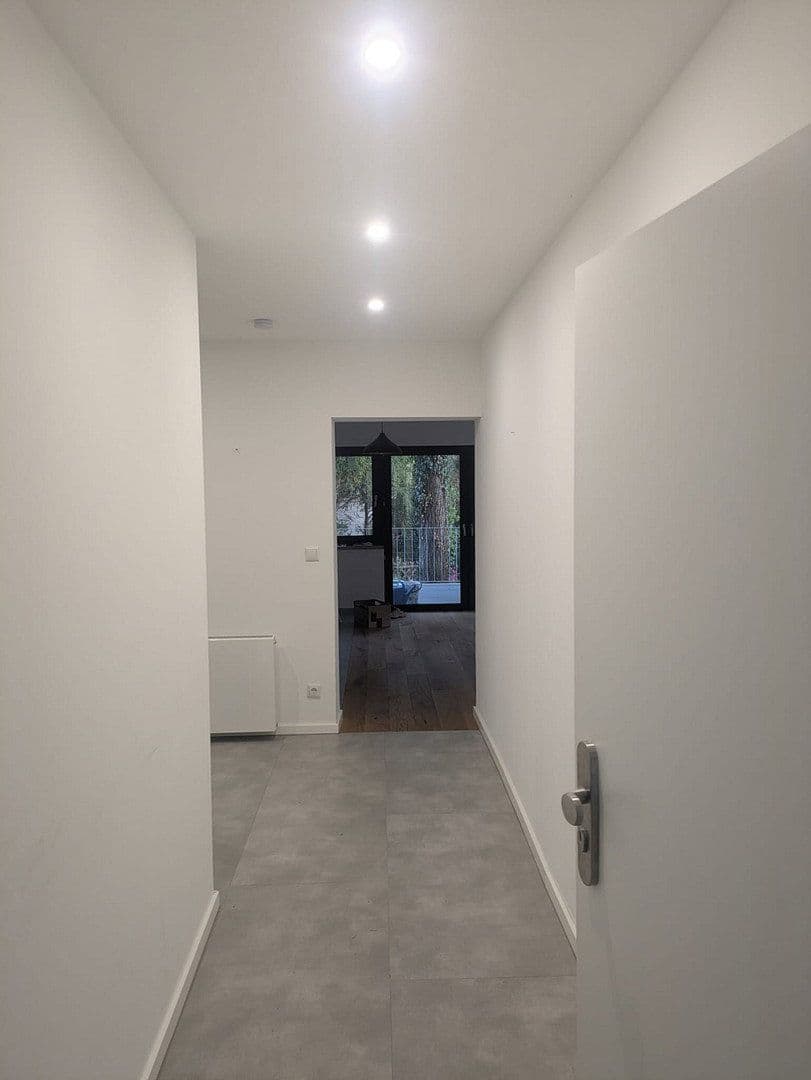 Pronájem bytu 4+1 110 m², Am Auweg 15, Frankfurt, Hessen Pronájem bytu 4+1 110 m², Am Auweg 15, Frankfurt, Hessen