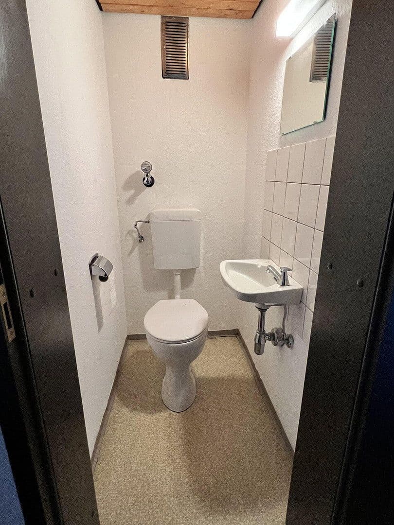 Pronájem bytu 2+1 68 m², Dobel, Bádensko-Württembersko Pronájem bytu 2+1 68 m², Dobel, Bádensko-Württembersko