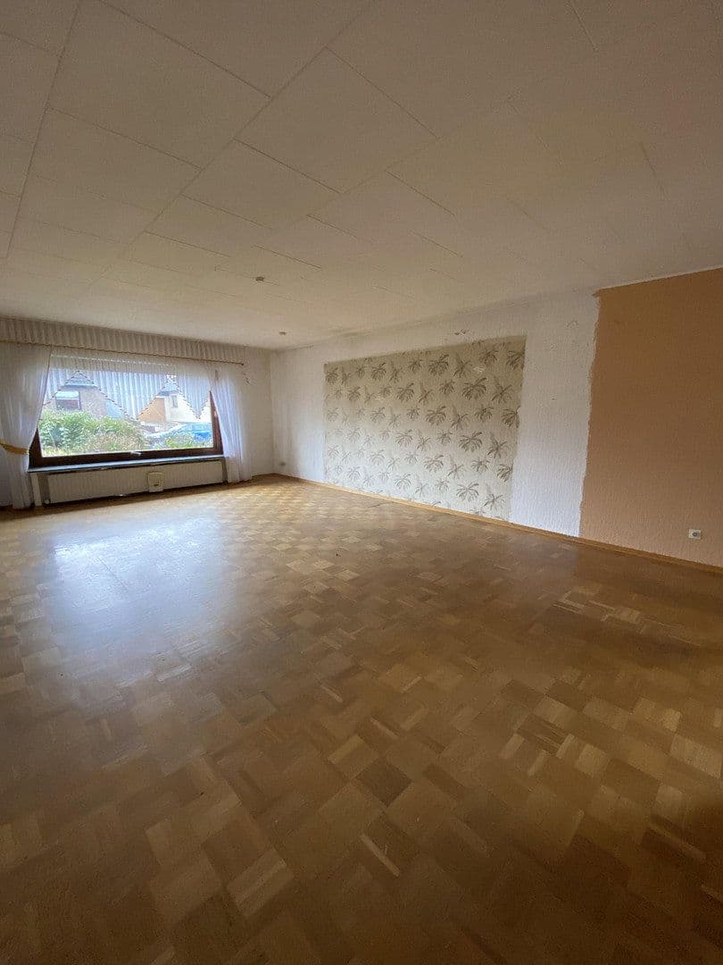 Prodej domu 145 m², pozemek 1.530 m², Kirchberg 22, Königslutter am Elm, Dolní Sasko Prodej domu 145 m², pozemek 1.530 m², Kirchberg 22, Königslutter am Elm, Dolní Sasko