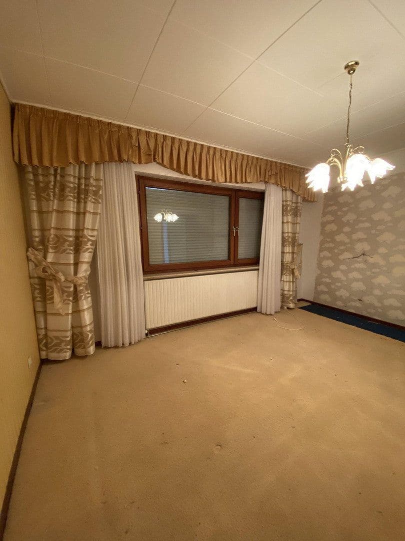 Prodej domu 145 m², pozemek 1.530 m², Kirchberg 22, Königslutter am Elm, Dolní Sasko Prodej domu 145 m², pozemek 1.530 m², Kirchberg 22, Königslutter am Elm, Dolní Sasko