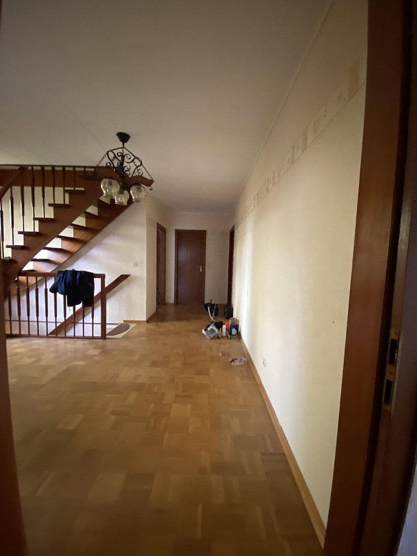 Prodej domu 145 m², pozemek 1.530 m², Kirchberg 22, Königslutter am Elm, Dolní Sasko Prodej domu 145 m², pozemek 1.530 m², Kirchberg 22, Königslutter am Elm, Dolní Sasko