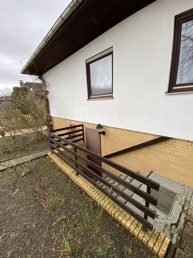 Prodej domu 145 m², pozemek 1.530 m², Kirchberg 22, Königslutter am Elm, Dolní Sasko Prodej domu 145 m², pozemek 1.530 m², Kirchberg 22, Königslutter am Elm, Dolní Sasko