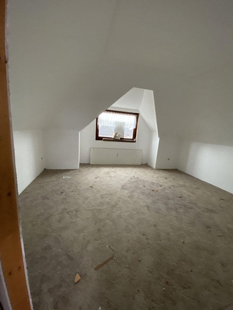 Prodej domu 145 m², pozemek 1.530 m², Kirchberg 22, Königslutter am Elm, Dolní Sasko Prodej domu 145 m², pozemek 1.530 m², Kirchberg 22, Königslutter am Elm, Dolní Sasko