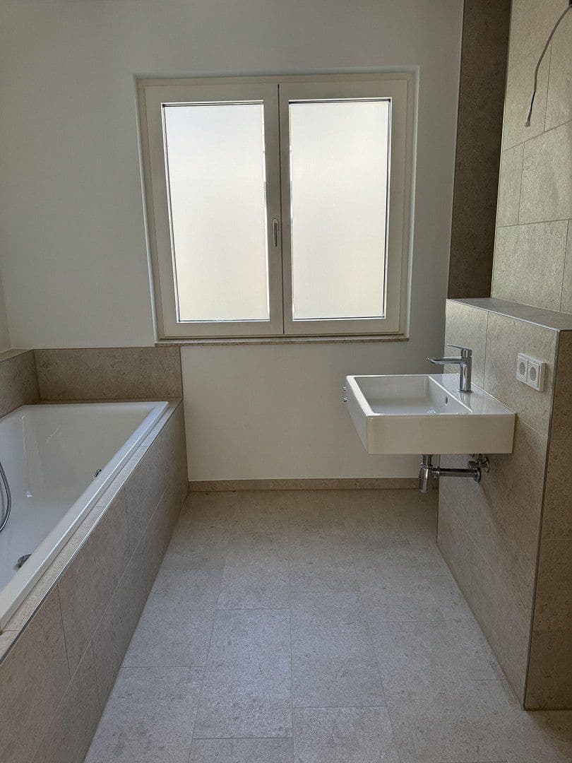 Pronájem bytu 3+1 115 m², Dreieich, Hessen Pronájem bytu 3+1 115 m², Dreieich, Hessen