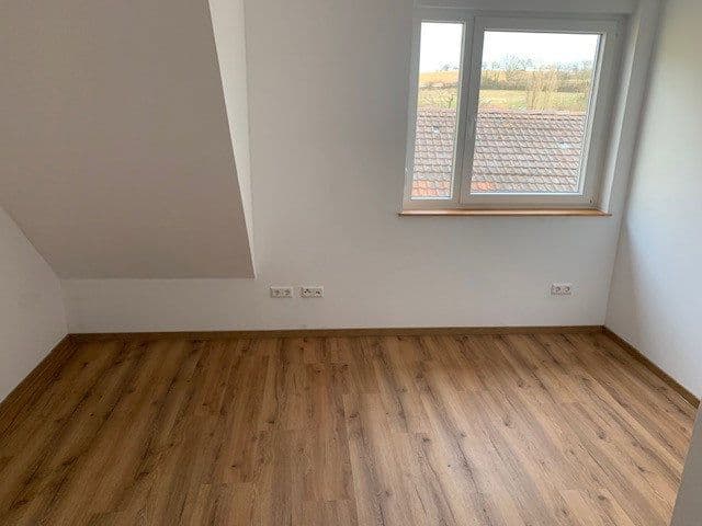Pronájem domu 135 m², pozemek 110 m², Bretten, Bádensko-Württembersko Pronájem domu 135 m², pozemek 110 m², Bretten, Bádensko-Württembersko