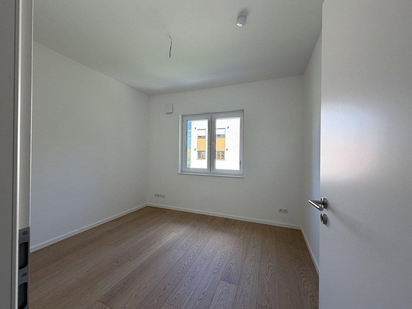 Prodej domu 143 m², pozemek 350 m², Seepromenade 40c, Falkensee, Braniborsko Prodej domu 143 m², pozemek 350 m², Seepromenade 40c, Falkensee, Braniborsko