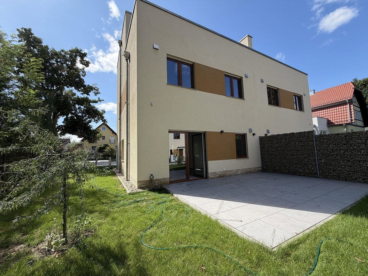 Prodej domu 143 m², pozemek 350 m², Seepromenade 40c, Falkensee, Braniborsko Prodej domu 143 m², pozemek 350 m², Seepromenade 40c, Falkensee, Braniborsko