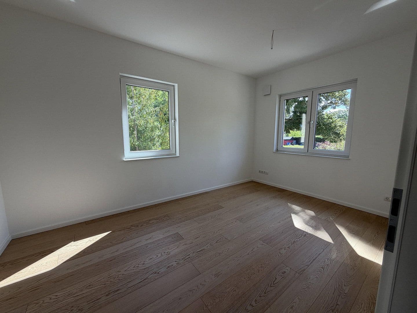 Prodej domu 143 m², pozemek 350 m², Seepromenade 40c, Falkensee, Braniborsko Prodej domu 143 m², pozemek 350 m², Seepromenade 40c, Falkensee, Braniborsko