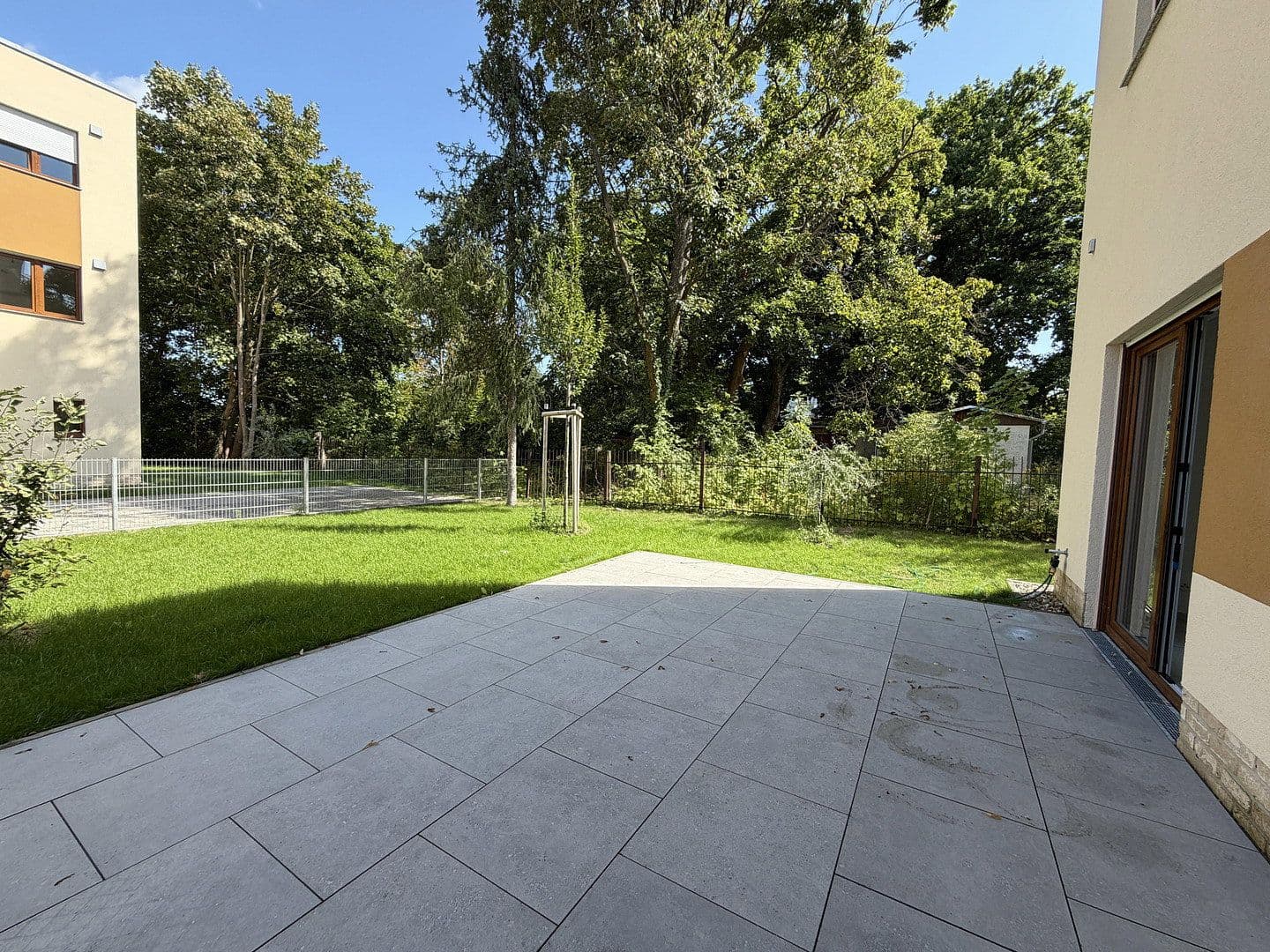Prodej domu 143 m², pozemek 350 m², Seepromenade 40c, Falkensee, Braniborsko Prodej domu 143 m², pozemek 350 m², Seepromenade 40c, Falkensee, Braniborsko