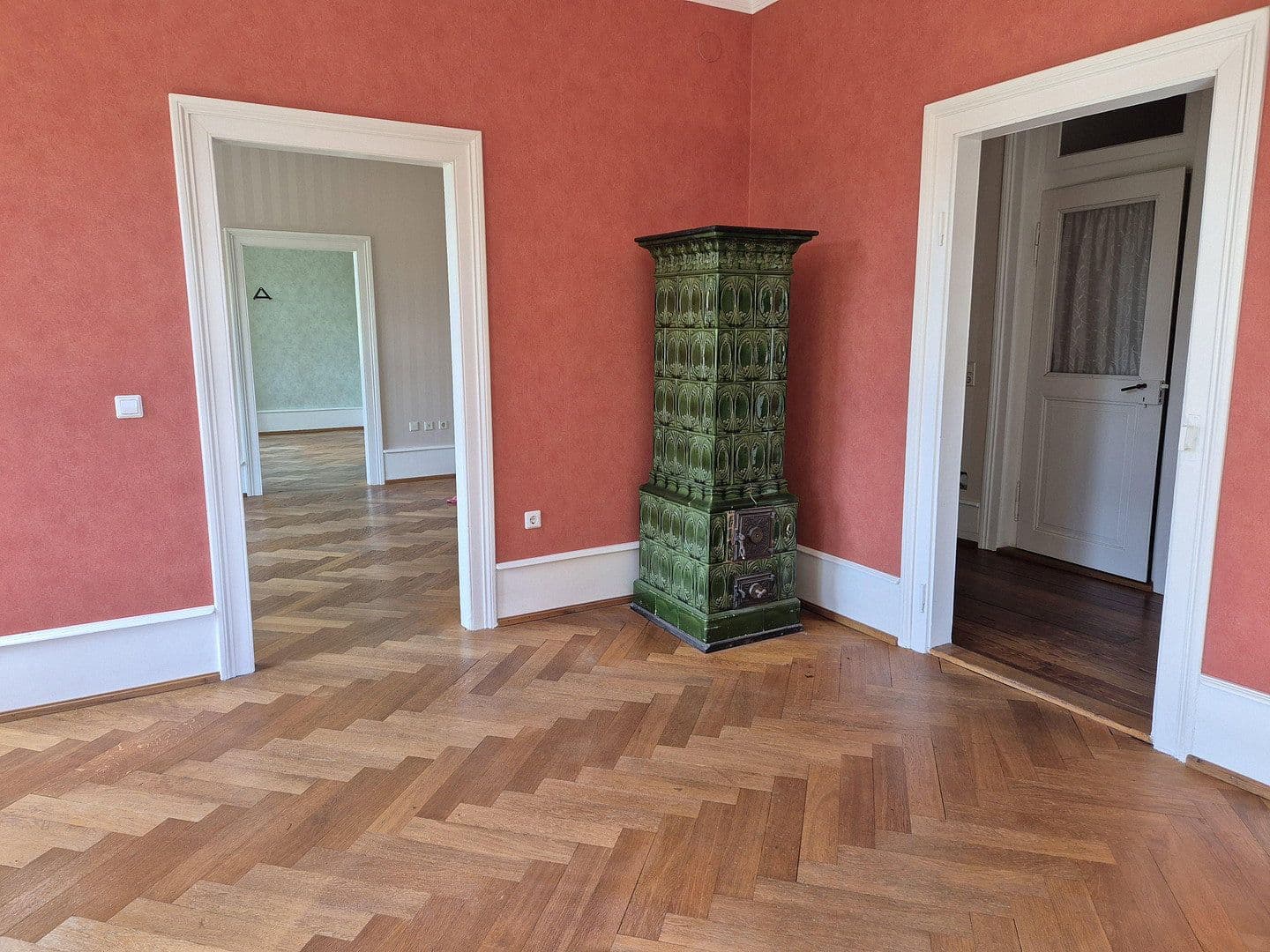 Prodej domu 350 m², pozemek 1.326 m², Schopfheim, Bádensko-Württembersko Prodej domu 350 m², pozemek 1.326 m², Schopfheim, Bádensko-Württembersko