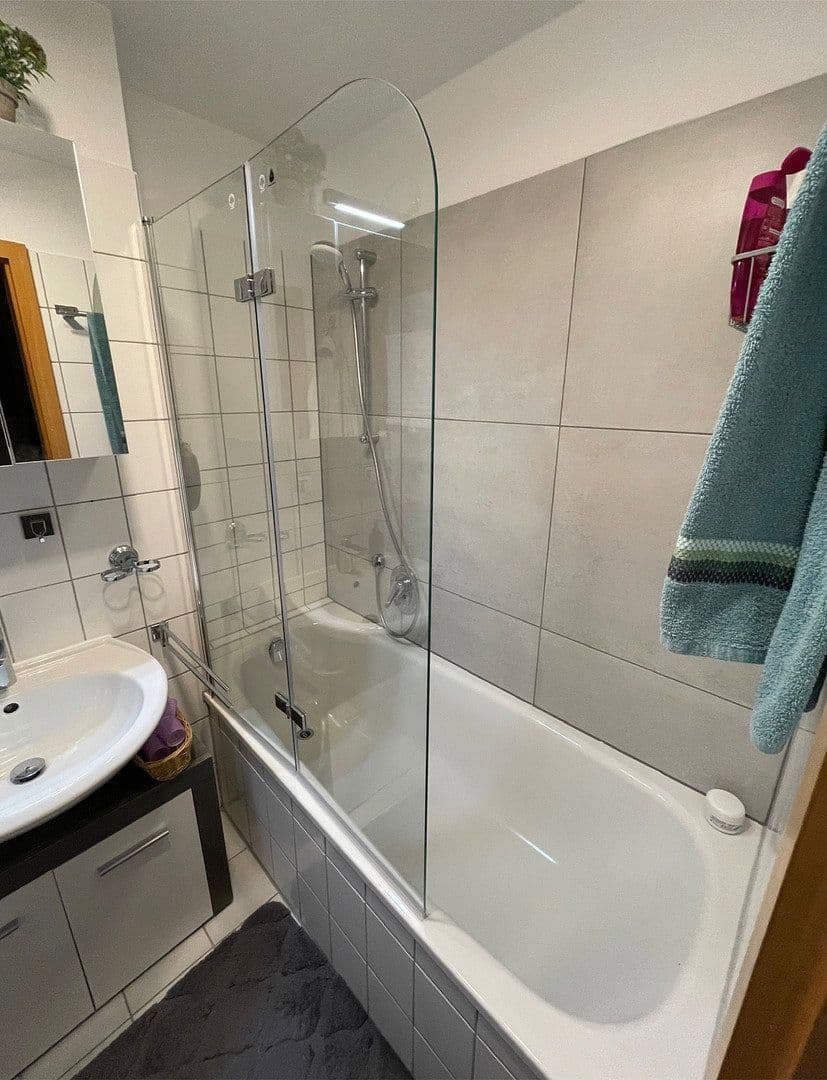 Pronájem bytu 3+1 83 m², Filderhauptstr. 80, Stuttgart, Bádensko-Württembersko Pronájem bytu 3+1 83 m², Filderhauptstr. 80, Stuttgart, Bádensko-Württembersko