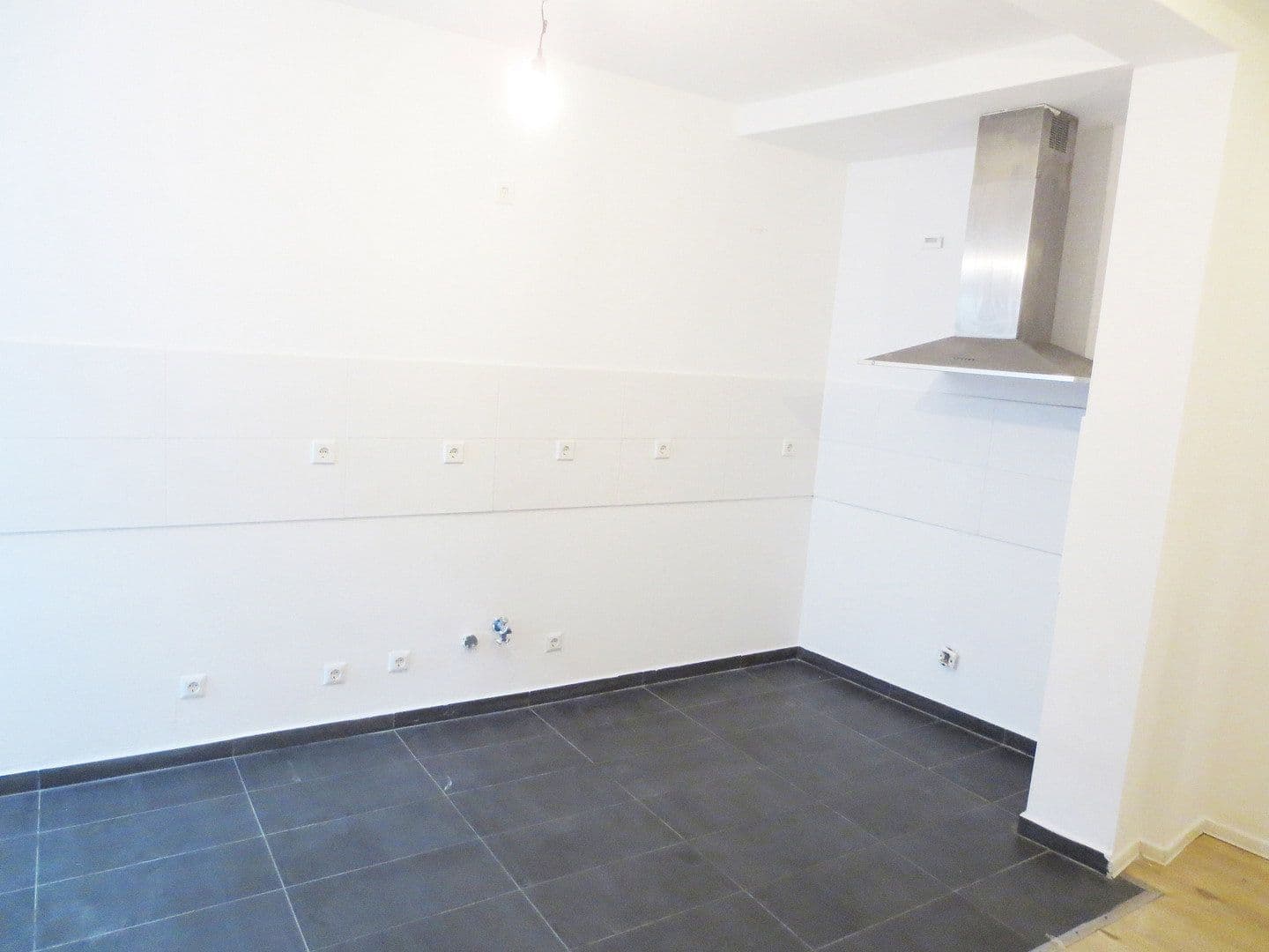 Pronájem bytu 3+1 85 m², Swisttal, Severní Porýní-Vestfálsko Pronájem bytu 3+1 85 m², Swisttal, Severní Porýní-Vestfálsko